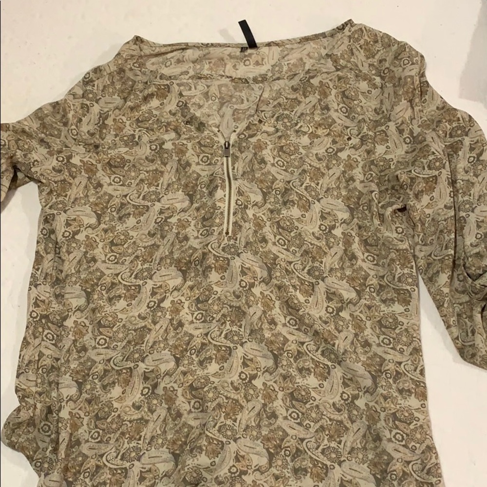 Maurice’s 3 quarter tunic with zippered front